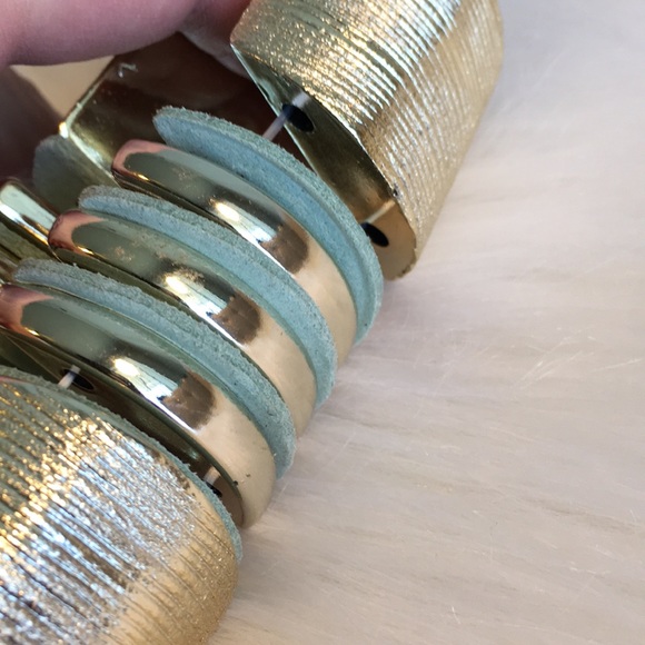 2 Chunky Bangle Vintage Suede 1980’s Bracelets Set - Picture 6 of 8